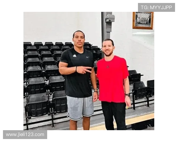 魔术灰熊惊天交易:贝恩加盟,灰熊启动重建,两队命运改写(1)